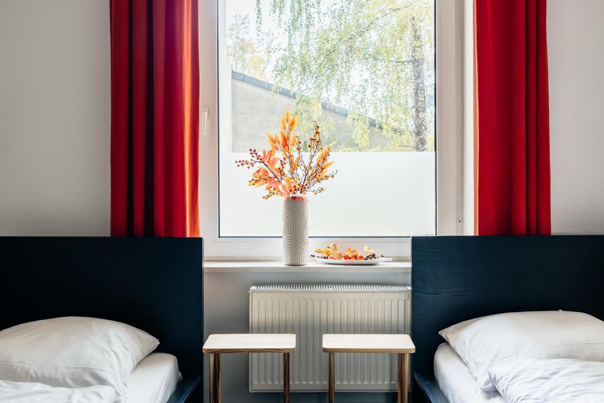 Centrally Located 2-Room Apartment Hannover Esterno foto