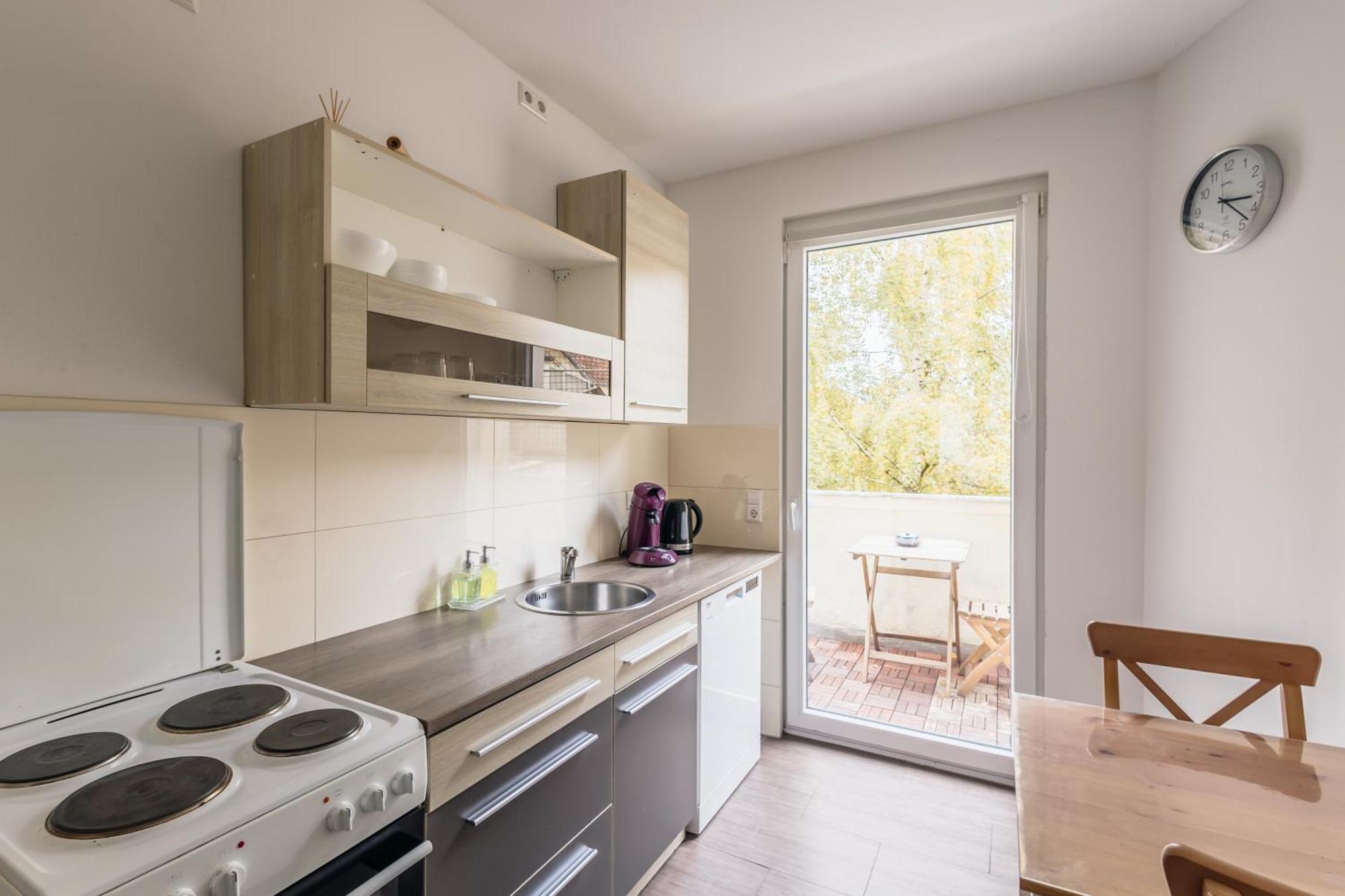 Centrally Located 2-Room Apartment Hannover Camera foto