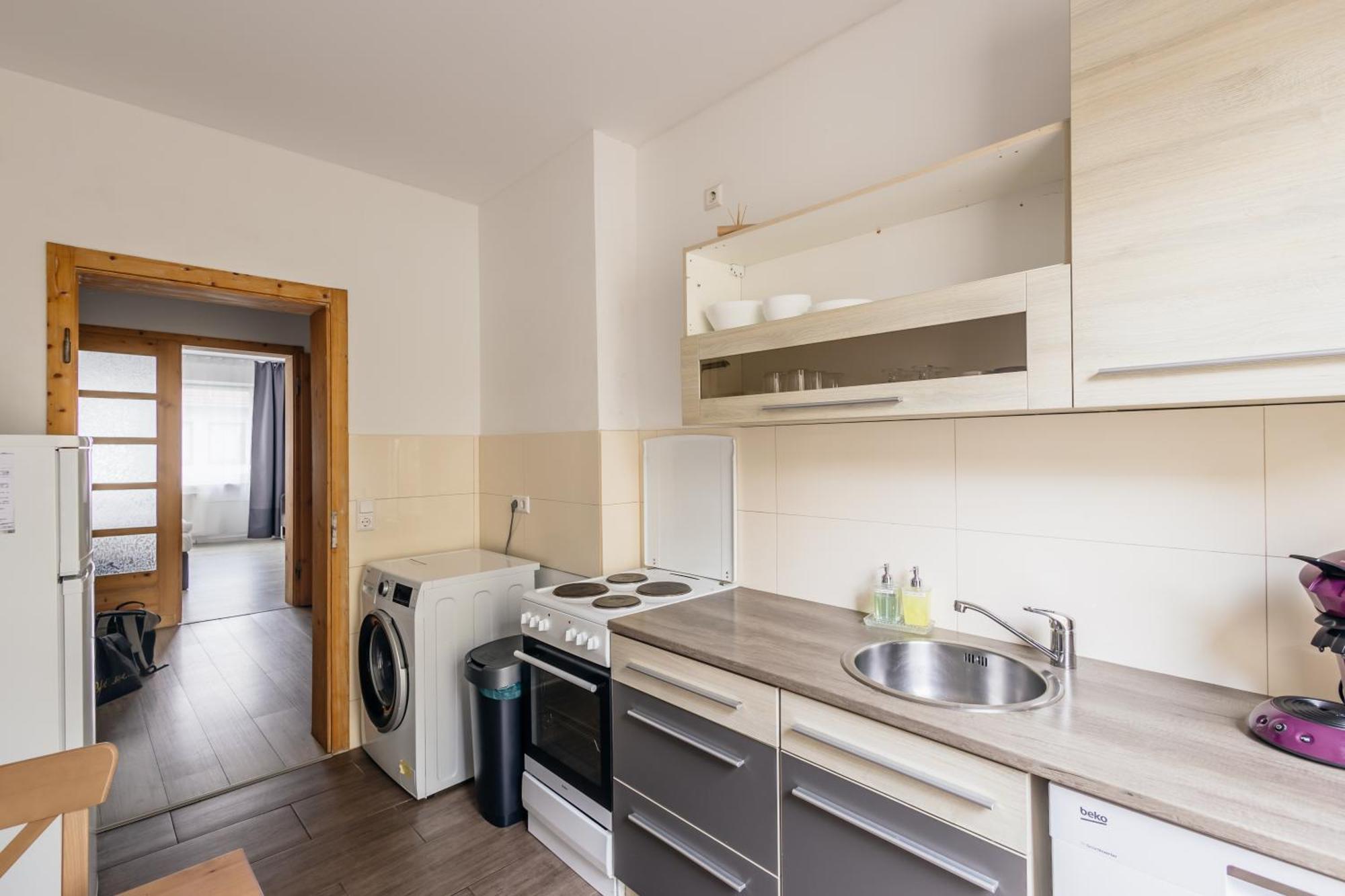 Centrally Located 2-Room Apartment Hannover Esterno foto
