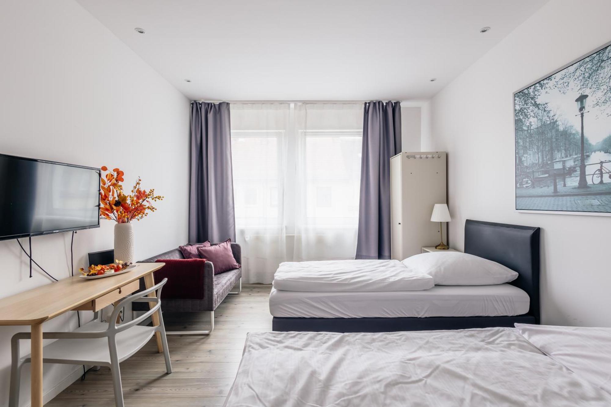 Centrally Located 2-Room Apartment Hannover Esterno foto