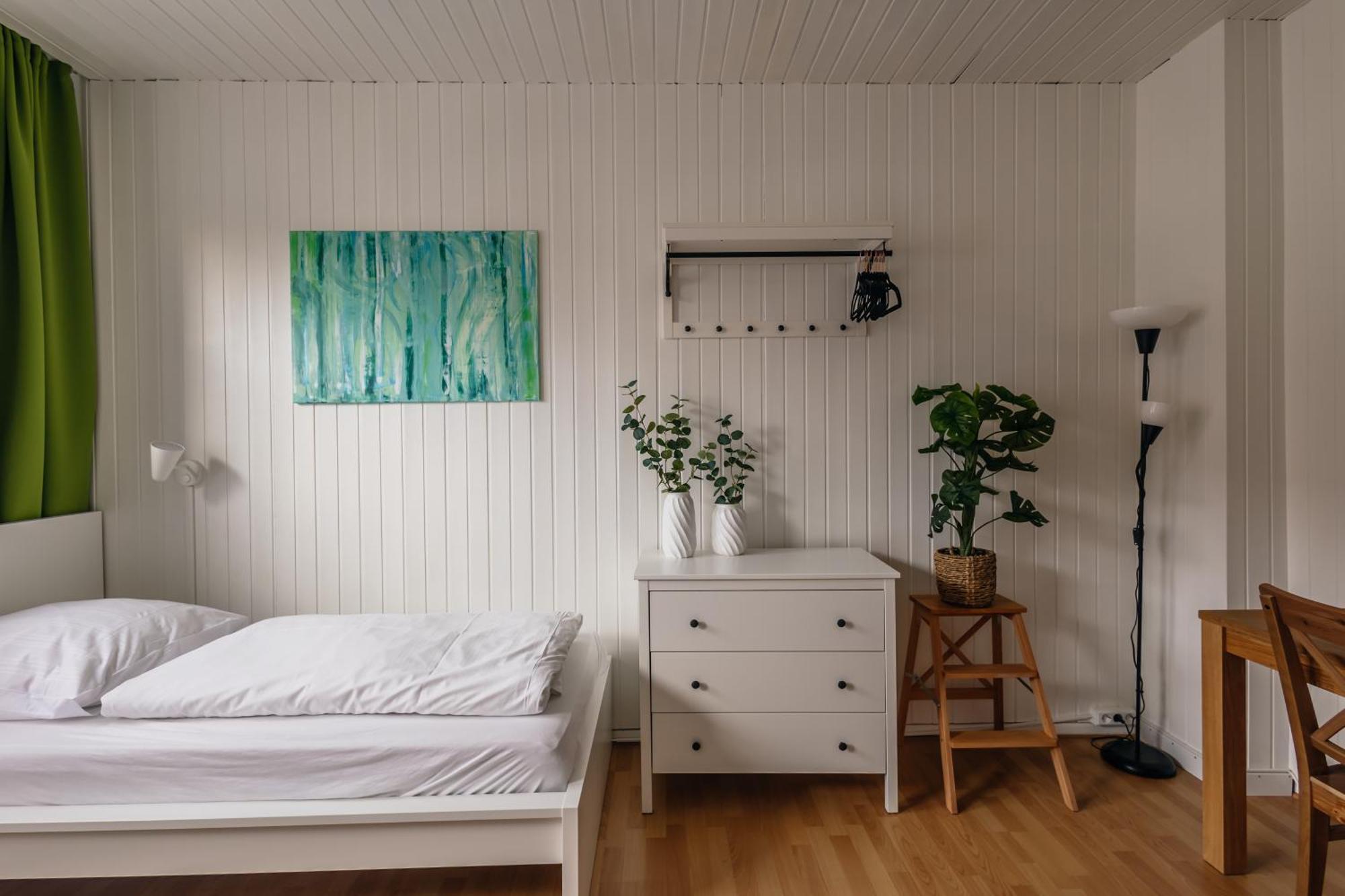 Centrally Located 2-Room Apartment Hannover Esterno foto