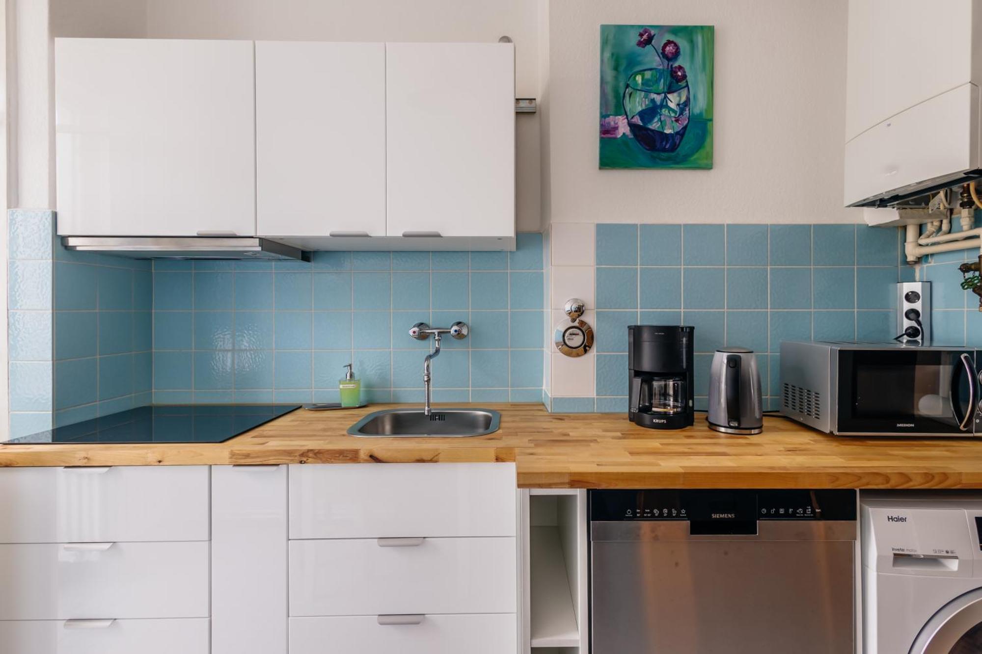 Centrally Located 2-Room Apartment Hannover Esterno foto