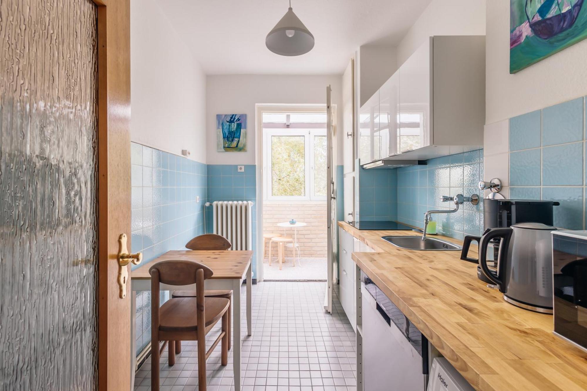 Centrally Located 2-Room Apartment Hannover Esterno foto