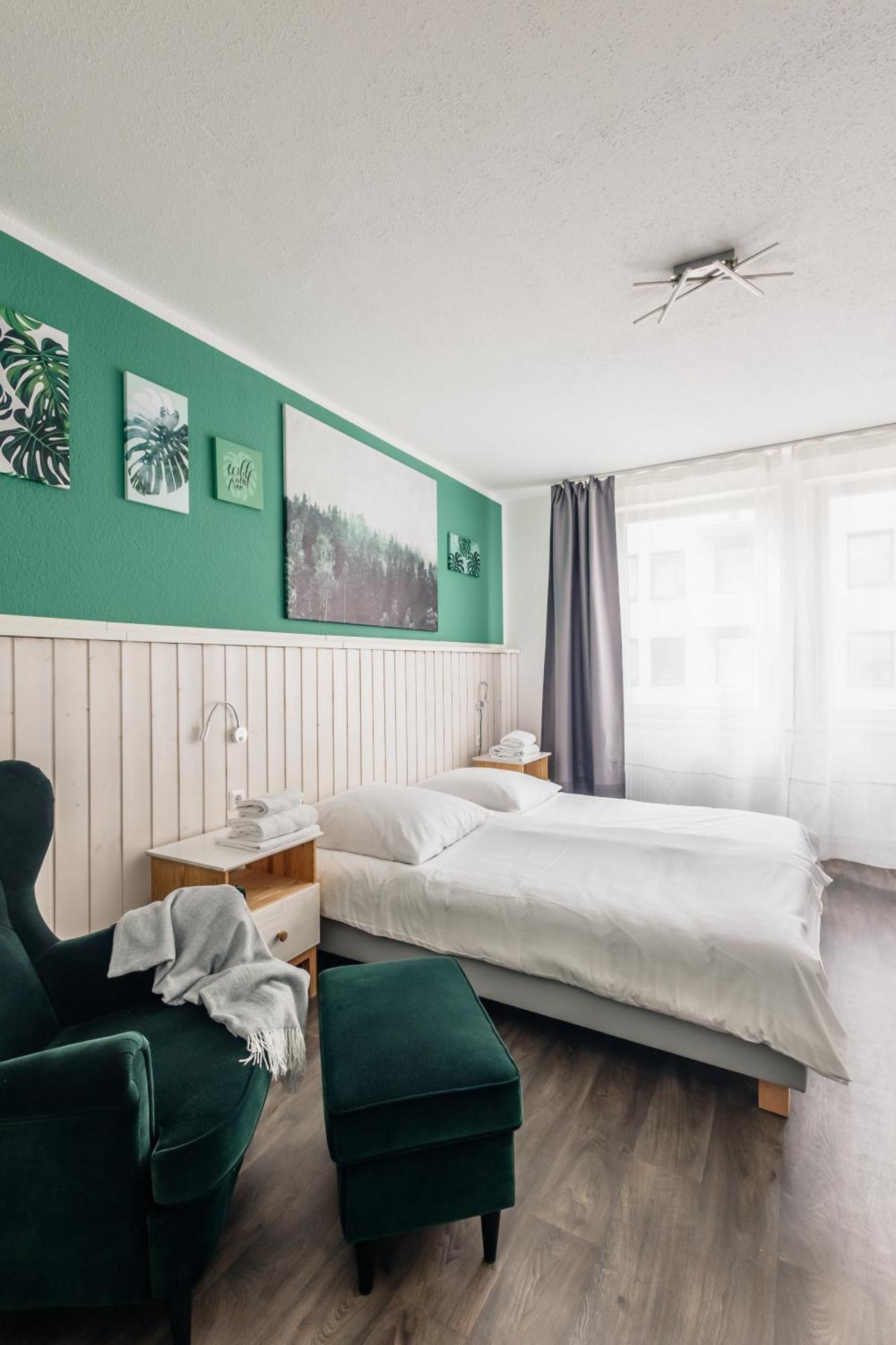 Centrally Located 2-Room Apartment Hannover Esterno foto