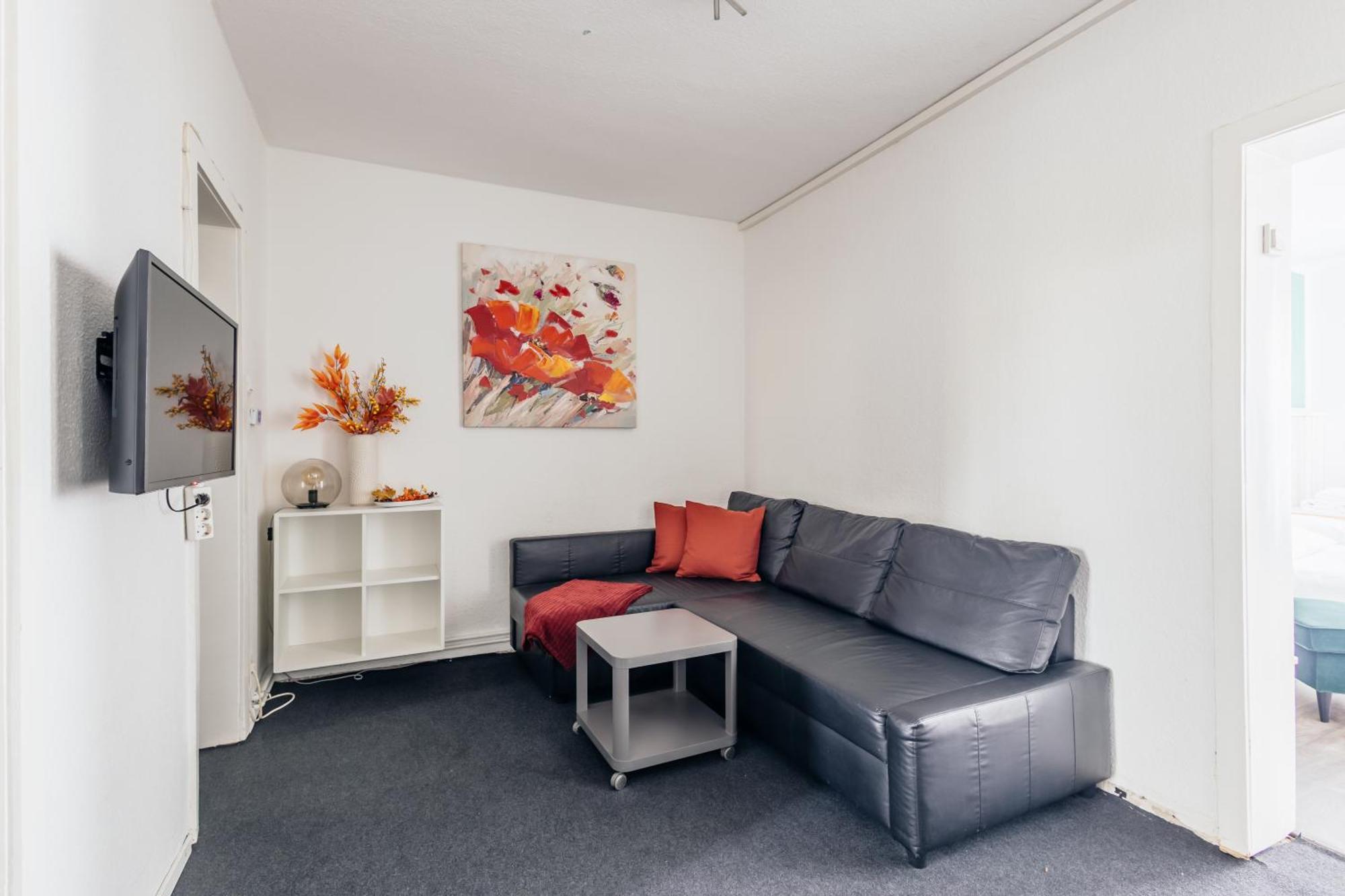 Centrally Located 2-Room Apartment Hannover Esterno foto